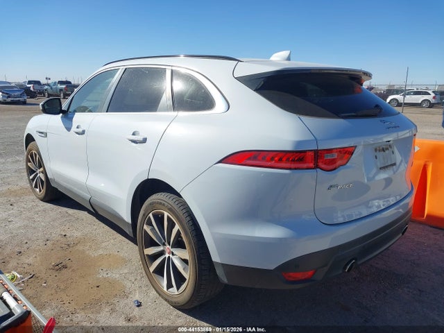 2017 JAGUAR F-PACE SADCK2BV7HA888705 Photo 2