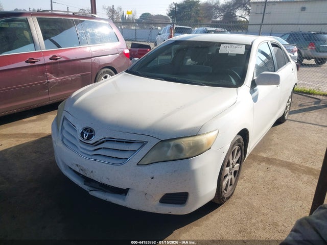 2011 TOYOTA CAMRY 4T1BF3EK7BU719207 Photo 1