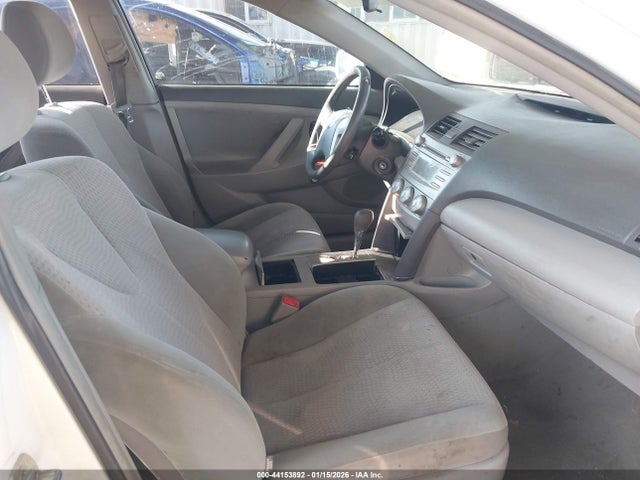 2011 TOYOTA CAMRY 4T1BF3EK7BU719207 Photo 4