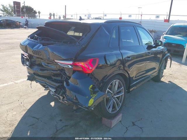 2023 AUDI Q3 WA1DECF33P1114028 Photo 3