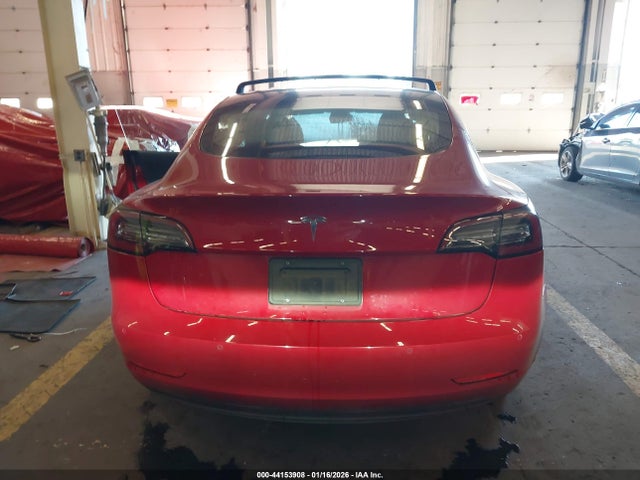 44153908 :رقم المزاد ، 5YJ3E1EA1KF298990 vin ، 2019 Tesla Model 3 مزاد بيع