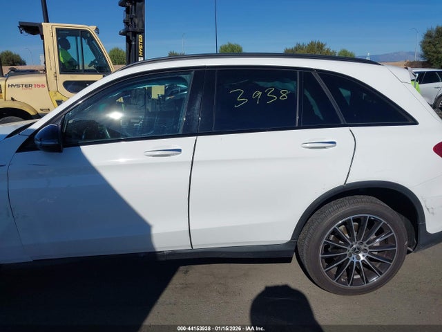WDC0G4JB0JV045036 Mercedes-Benz GLC 300