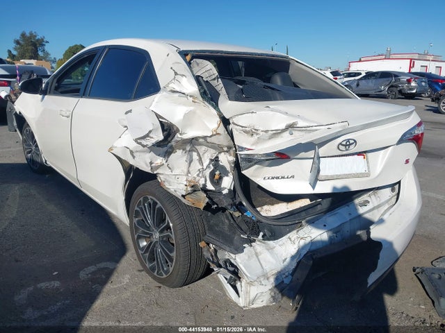 2014 TOYOTA COROLLA 5YFBURHE5EP078031 Photo 2