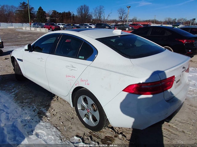 Aukcja sprzedaży 2017 Jaguar Xe 25t, vin: SAJAR4BG2HA969902, numer aukcji: 44153967