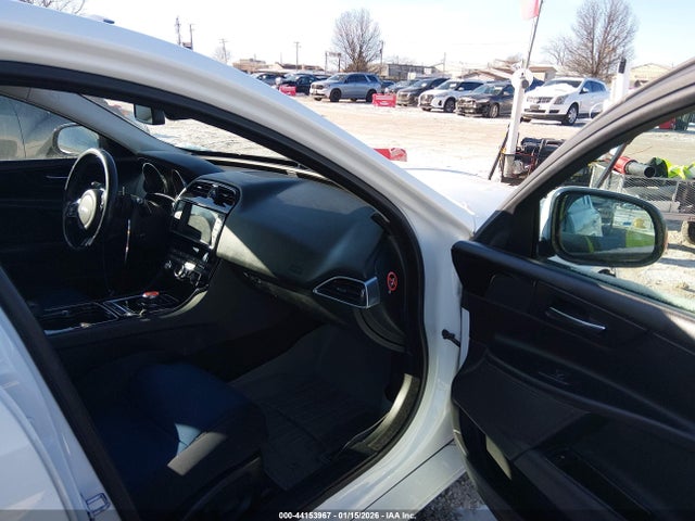 Aukcja sprzedaży 2017 Jaguar Xe 25t, vin: SAJAR4BG2HA969902, numer aukcji: 44153967