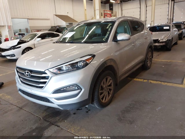2017 HYUNDAI TUCSON KM8J3CA20HU337345 Photo 1