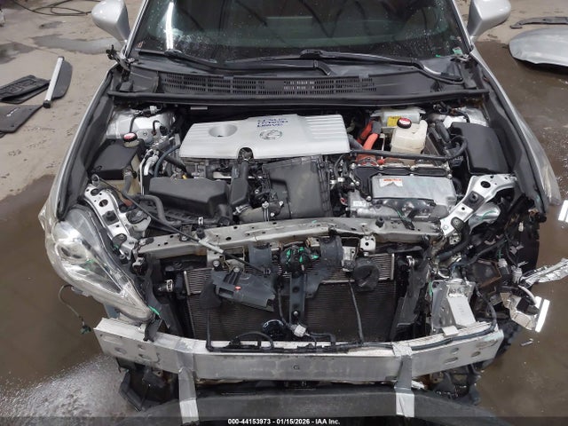 Lexus CT 200H 2015 JTHKD5BH4F2236028 Image 10