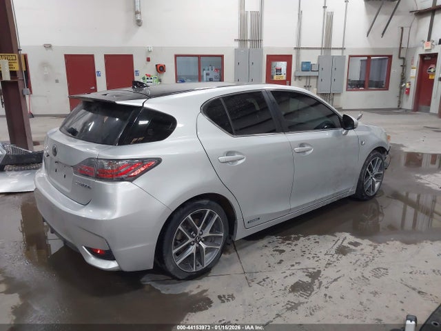 Lexus CT 200H 2015 JTHKD5BH4F2236028 Image 4