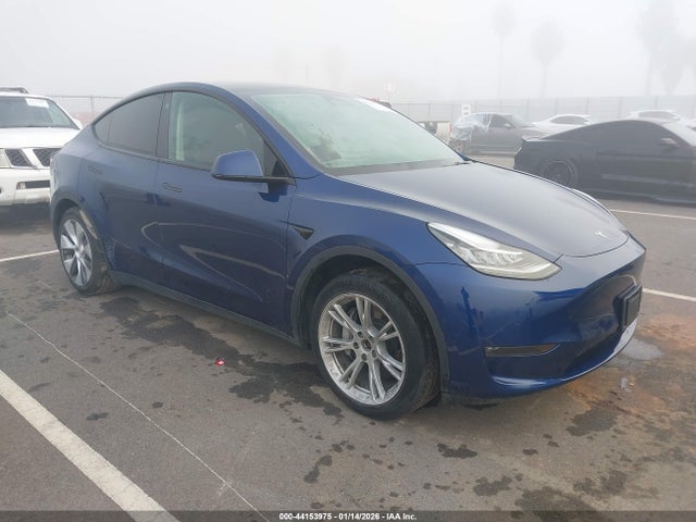 2022 TESLA MODEL Y 7SAYGDEE8NF576084 Photo 0