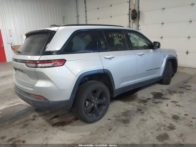 2023 JEEP GRAND CHEROKEE 1C4RJHAGXPC640580 Photo 3