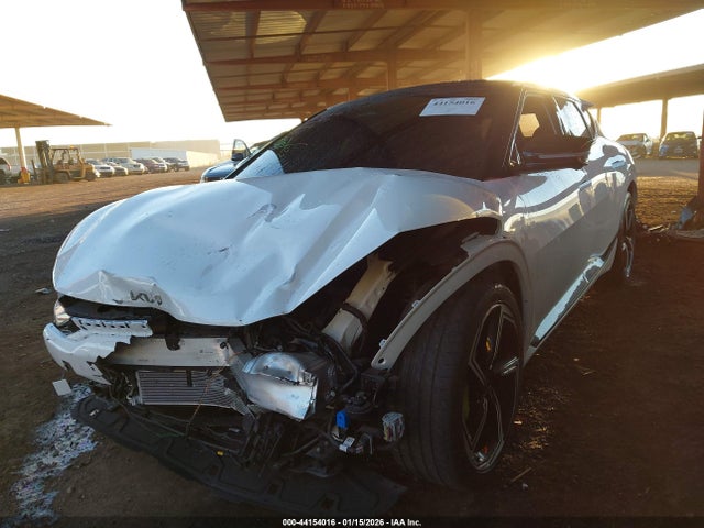 KIA Ev6 Gt 2023 KNDC5DLE3P5119736 Image 2