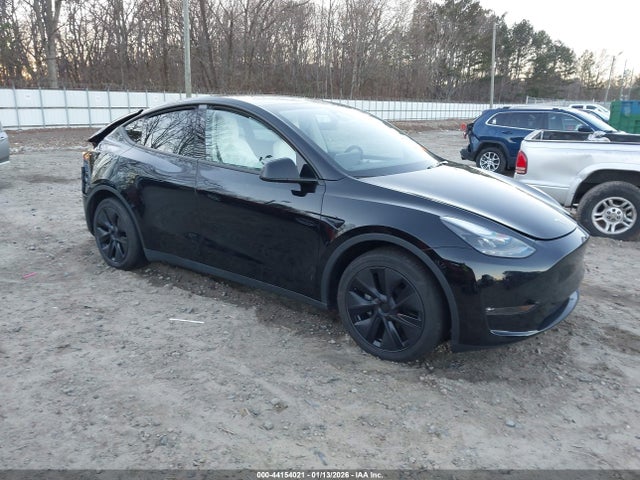 2025 TESLA MODEL Y 7SAYGAEE0SF251469 Photo 0