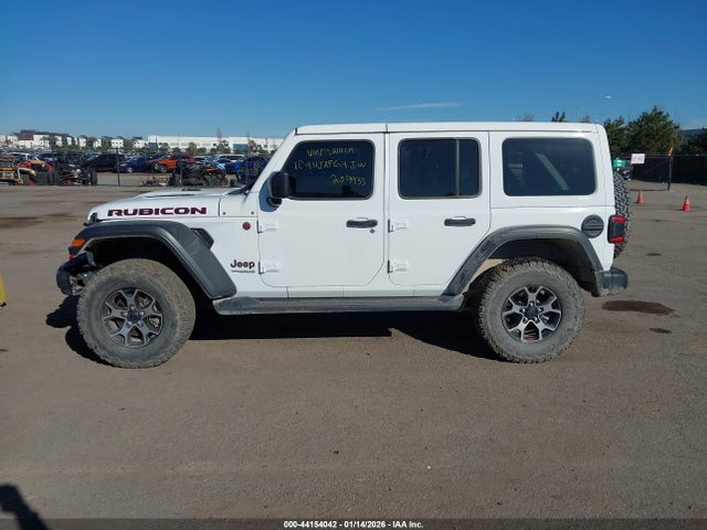 1C4HJXFG4JW209933 Jeep Wrangler Unlimited Rubicon 4x4