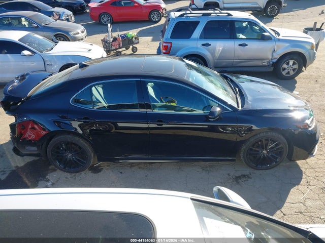 4T1K31AK0RU070492 Toyota Camry Hybrid Xse