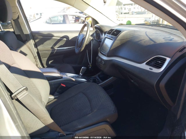 3C4PDCAB0JT505254 Dodge JOURNEY SE