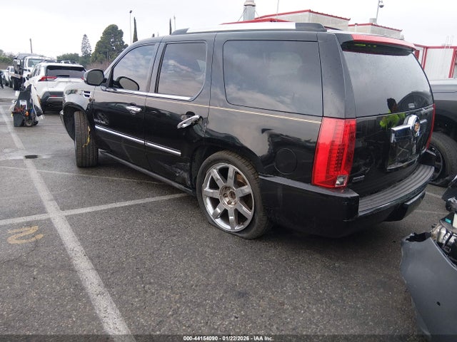 2010 CADILLAC ESCALADE 1GYUKCEF3AR189857 Photo 2