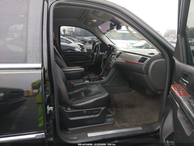 2010 CADILLAC ESCALADE 1GYUKCEF3AR189857 Photo 4