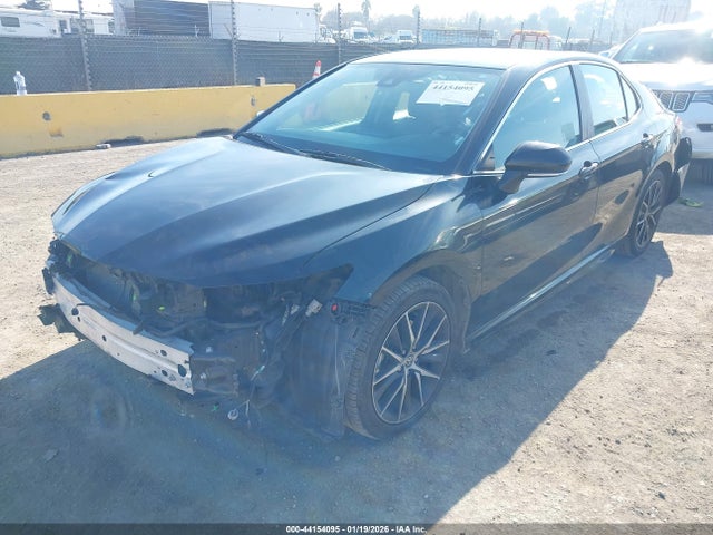 4T1G11AK5NU661729 Toyota CAMRY SE