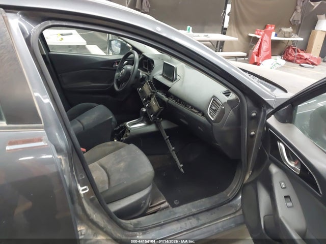 3MZBM1U76FM168173 Mazda MAZDA3