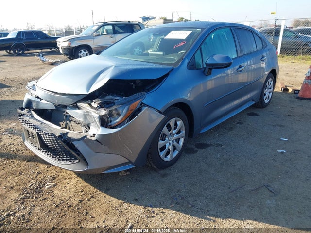 Toyota COROLLA LE 2021 5YFEPMAE9MP169027 Image 2