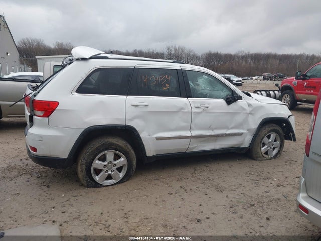 Продажа на аукционе авто 2013 Jeep Grand Cherokee Laredo, vin: 1C4RJFAGXDC576900, номер лота: 44154134