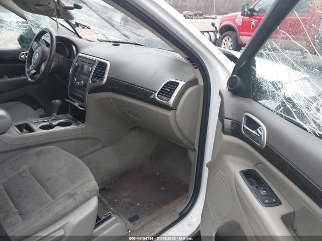 Продажа на аукционе авто 2013 Jeep Grand Cherokee Laredo, vin: 1C4RJFAGXDC576900, номер лота: 44154134