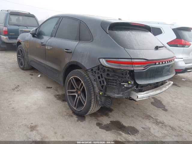 Porsche Macan 2020 WP1AA2A50LLB12161 Image 3