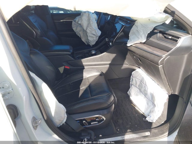 Продажа на аукционе авто 2022 Jeep Grand Cherokee L Overland 4x2, vin: 1C4RJJDG3N8589491, номер лота: 44154150