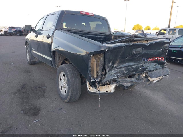 5TFEY5F17EX168261 Toyota Tundra Sr5 5.7l V8
