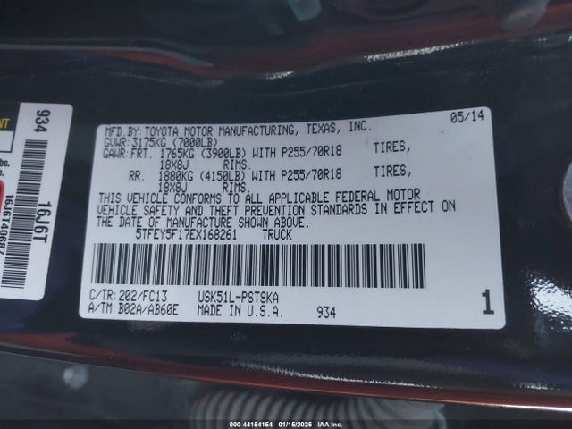 5TFEY5F17EX168261 Toyota Tundra Sr5 5.7l V8