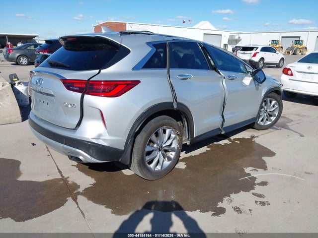 2021 INFINITI QX50 3PCAJ5CA9MF103041 Photo 3