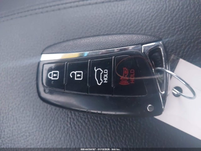 5NMZUDLB0JH064556 Hyundai Santa Fe Sport 2.4l
