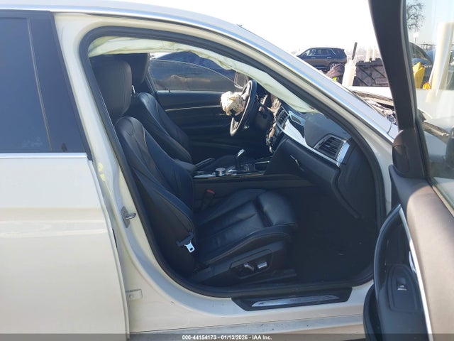BMW 330I 2018 WBA8B9C53JEE83321 Image 5
