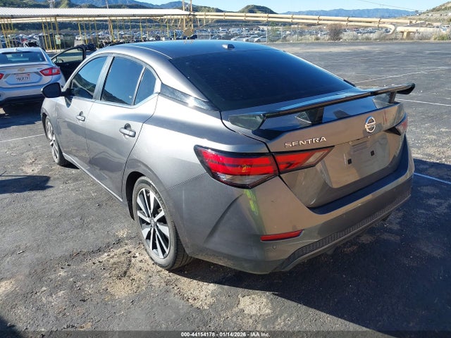 3N1AB8CV9NY311897 Nissan Sentra Sv Xtronic Cvt