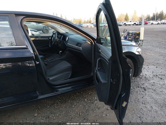 Продажа на аукционе авто 2022 Volkswagen Jetta 1.5t S, vin: 3VWCM7BU9NM020517, номер лота: 44154187
