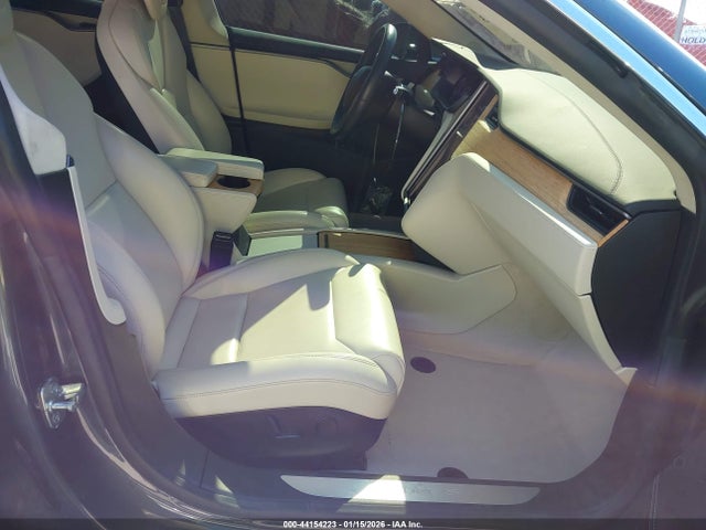 2018 TESLA MODEL S 5YJSA1E2XJF270264 Photo 4