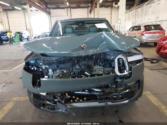 7FCTGAALXNN004908 Rivian R1t Launch Edition