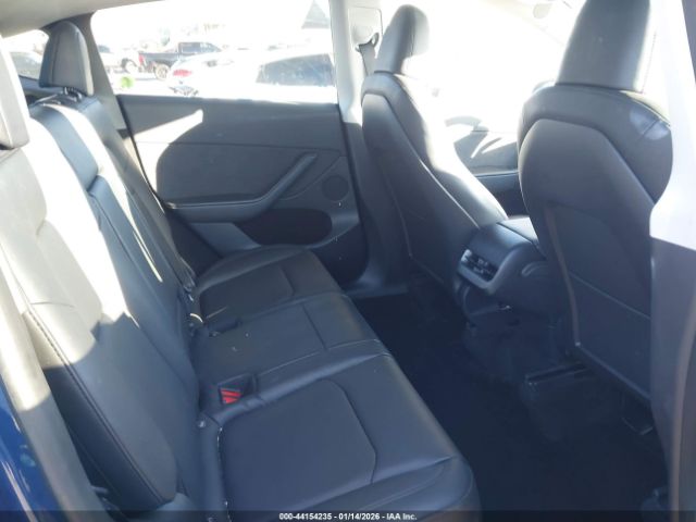 2023 TESLA MODEL Y 7SAYGDEF8PA052748 Photo 7
