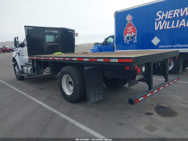 Ford F-650 Diesel 2018 1FDNF6DC6JDF04523 Image 3