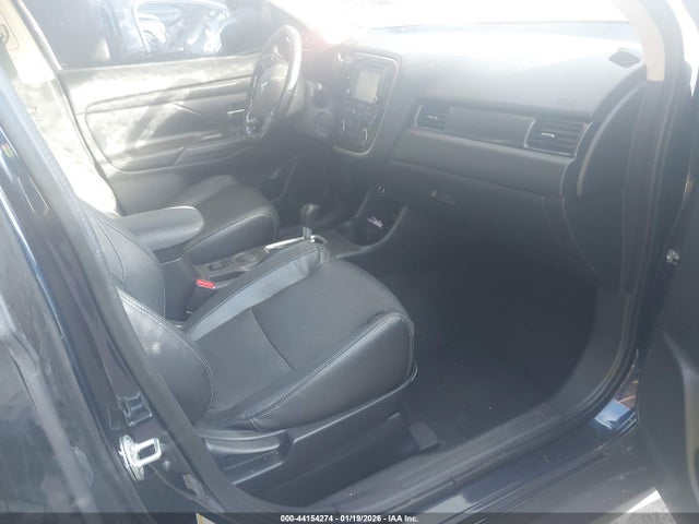 2016 MITSUBISHI OUTLANDER JA4AD3A35GZ038732 Photo 4