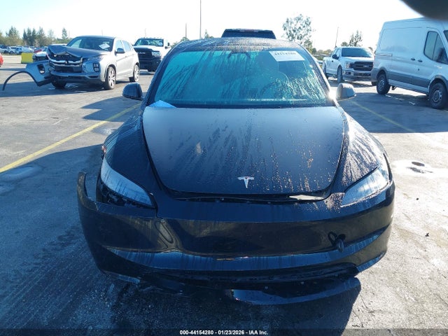 5YJ3E1EAXSF908272 Tesla Model 3 Long Range Rear-wheel Drive/standard Rear-wheel Drive