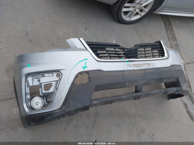 JF2SKAUCXLH443695 Subaru Forester Limited
