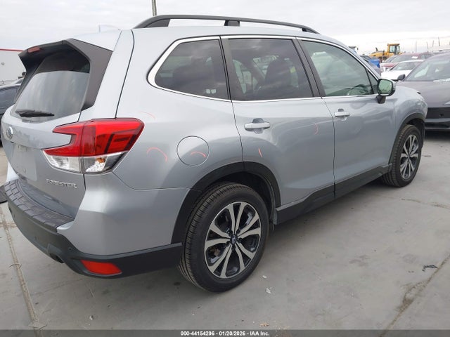 JF2SKAUCXLH443695 Subaru Forester Limited