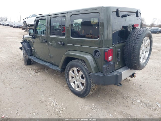 2015 JEEP WRANGLER UNLIMITED 1C4BJWEG8FL552044 Photo 2