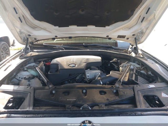 44154358 :رقم المزاد ، WBAXG5C52DD230181 vin ، 2013 Bmw 528i مزاد بيع