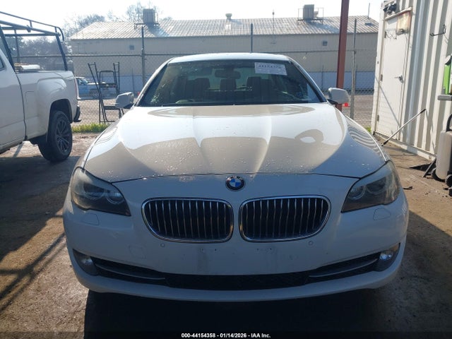 44154358 :رقم المزاد ، WBAXG5C52DD230181 vin ، 2013 Bmw 528i مزاد بيع