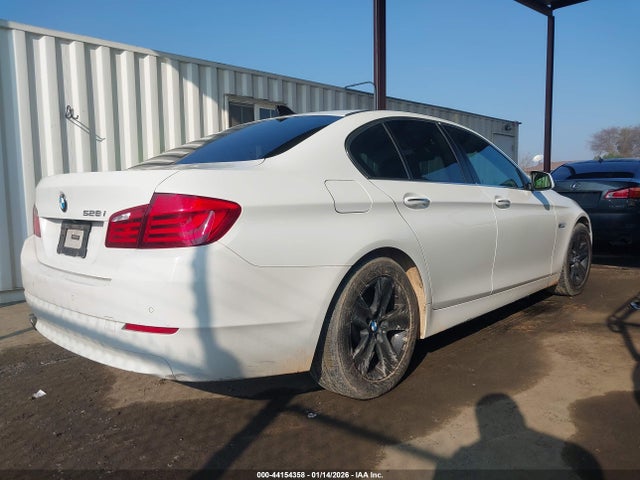 44154358 :رقم المزاد ، WBAXG5C52DD230181 vin ، 2013 Bmw 528i مزاد بيع