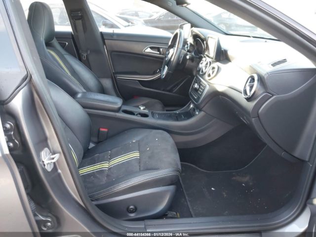 2014 MERCEDES-BENZ CLA 250 WDDSJ4EB6EN024505 Photo 4