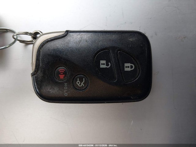 44154396 :رقم المزاد ، JTHFE2C20A2503889 vin ، 2010 Lexus Is 350c مزاد بيع