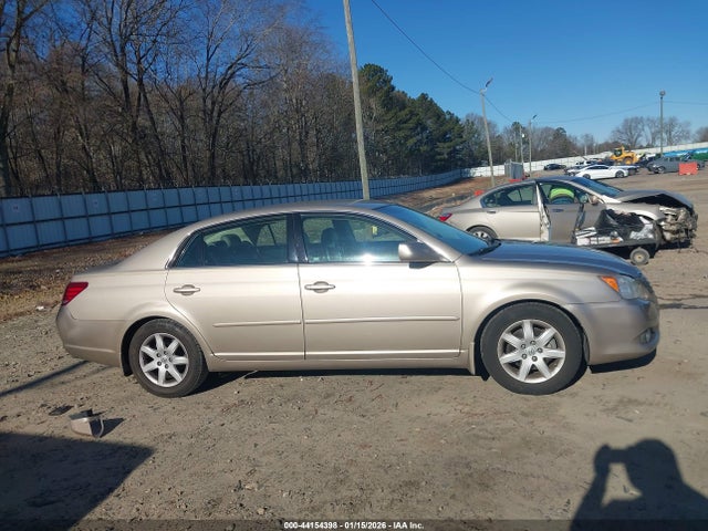 44154398 :رقم المزاد ، 4T1BK36B88U309096 vin ، 2008 Toyota Avalon Xl مزاد بيع
